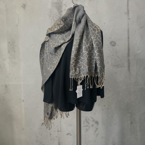 Diagonal Prestige Gaudi Limited Collection Giraffe Pattern Wool Blend Scarf