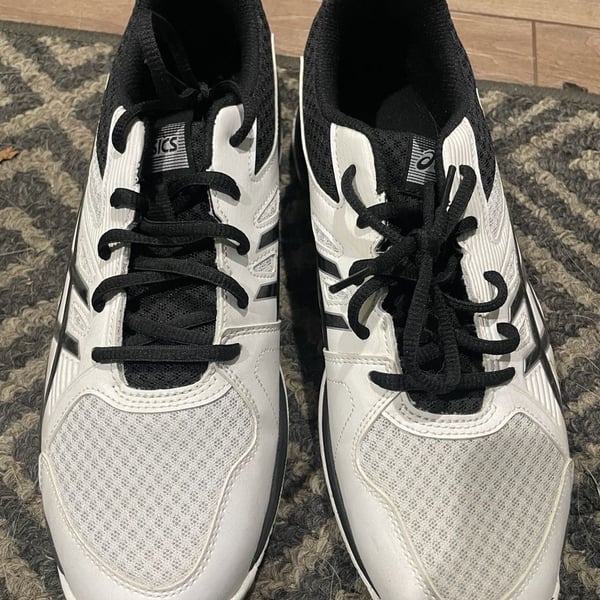 Asics Upcourt
