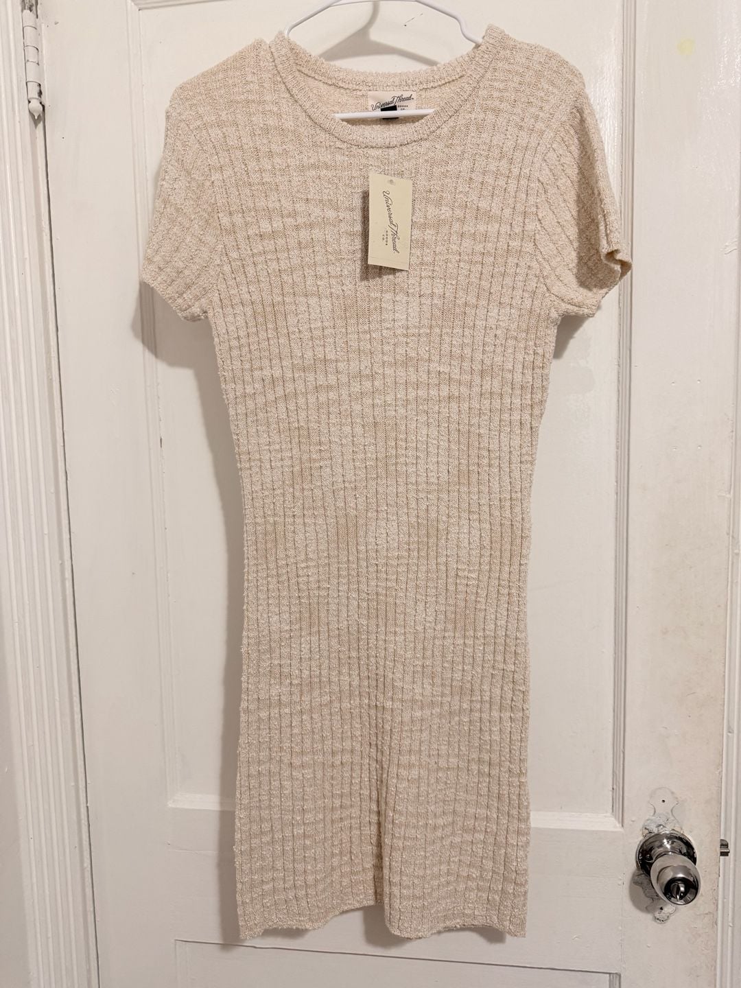 Universal Thread Women's Oatmeal Textured Knit Short Sleeve Bodycon Dress Size M 2