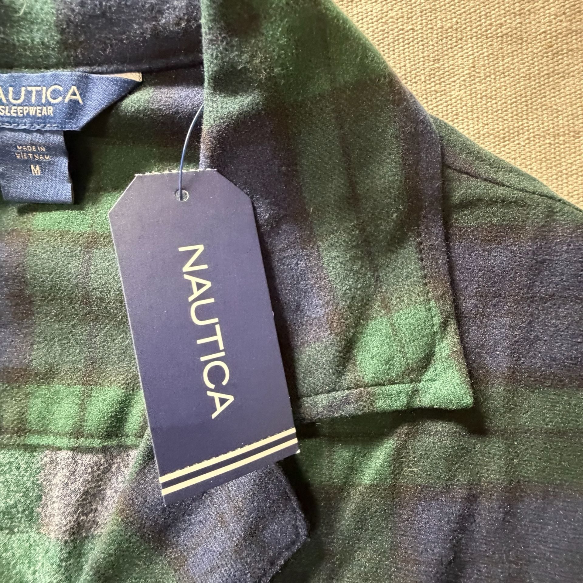 Nautica Men's Green and Navy Plaid Flannel Long Sleeve Pajama Set Size M 5