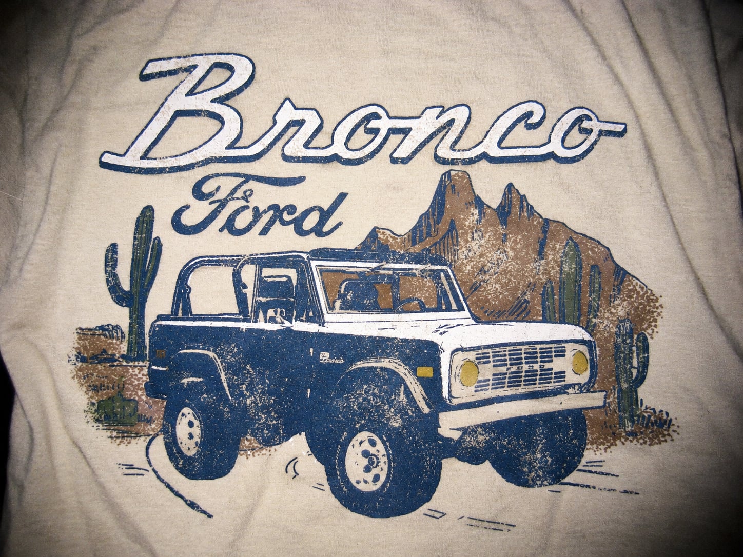 Hybrid Apparel Ford Bronco Desert Graphic T-Shirt Offroad Truck Cream Men Size S 4