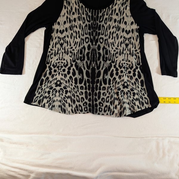 Karen Kane Leopard Print Contrast 3/4 Sleeve Blouse Tunic 2X