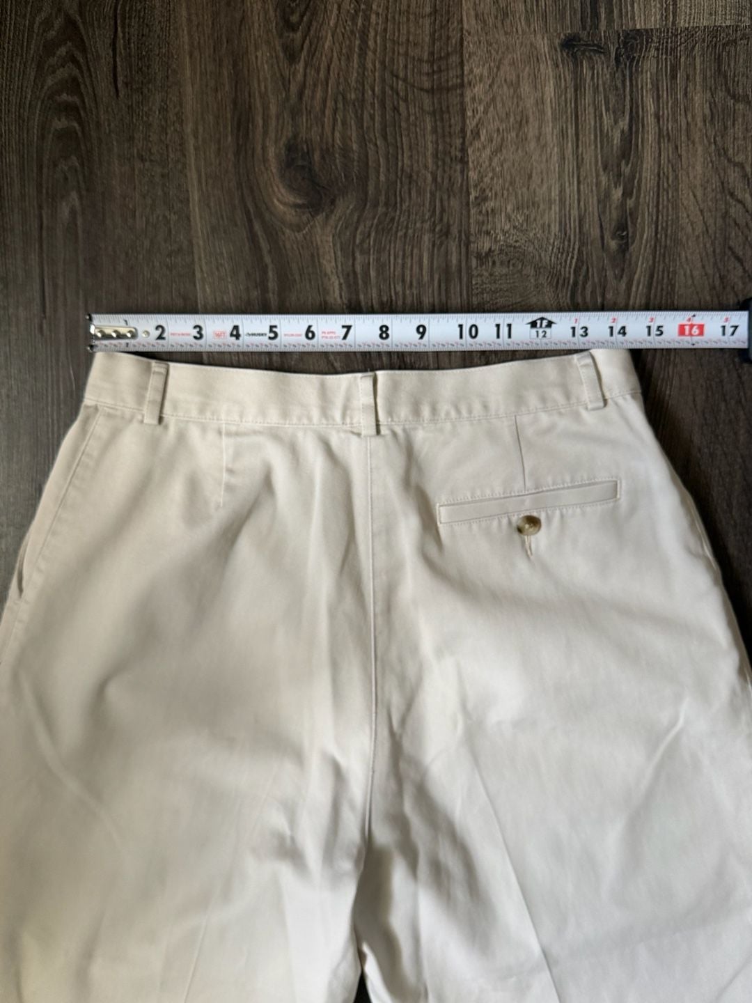 L.L.Bean Women’s 12 Cream Pleated Pants Original Fit 100% Cotton Trousers
6
