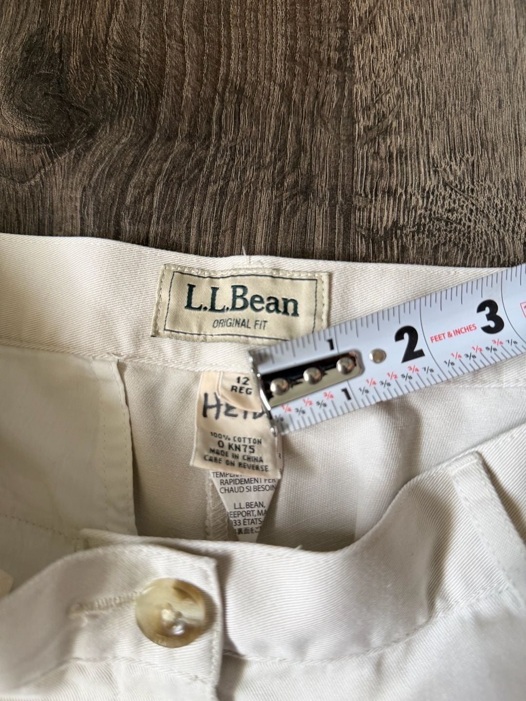 L.L.Bean Women’s 12 Cream Pleated Pants Original Fit 100% Cotton Trousers
8