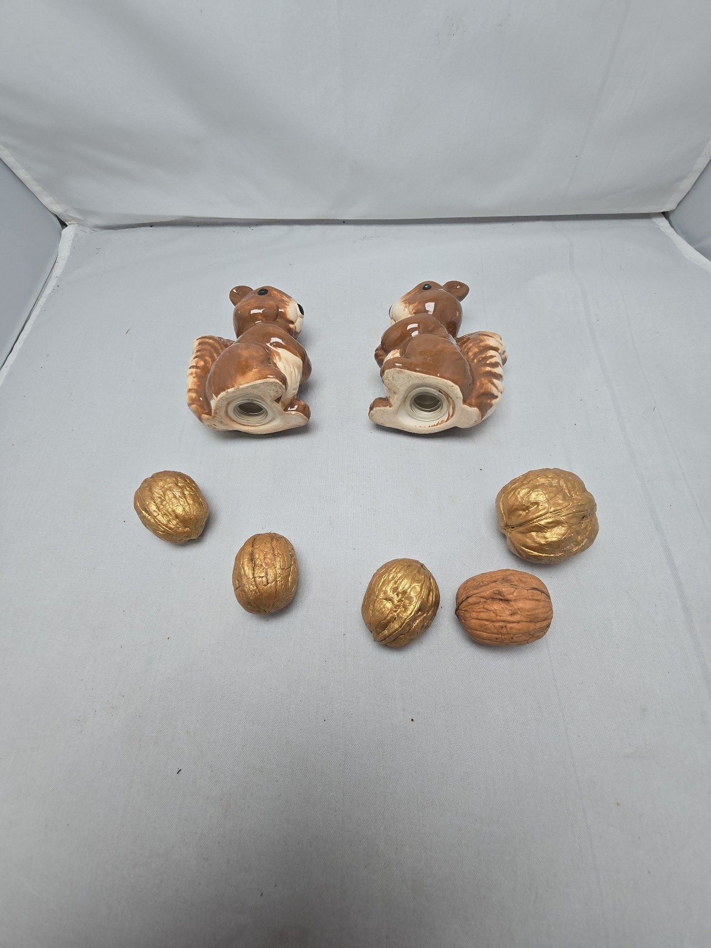 Vintage Ceramic Brown Squirrel Salt and Pepper Shakers 3