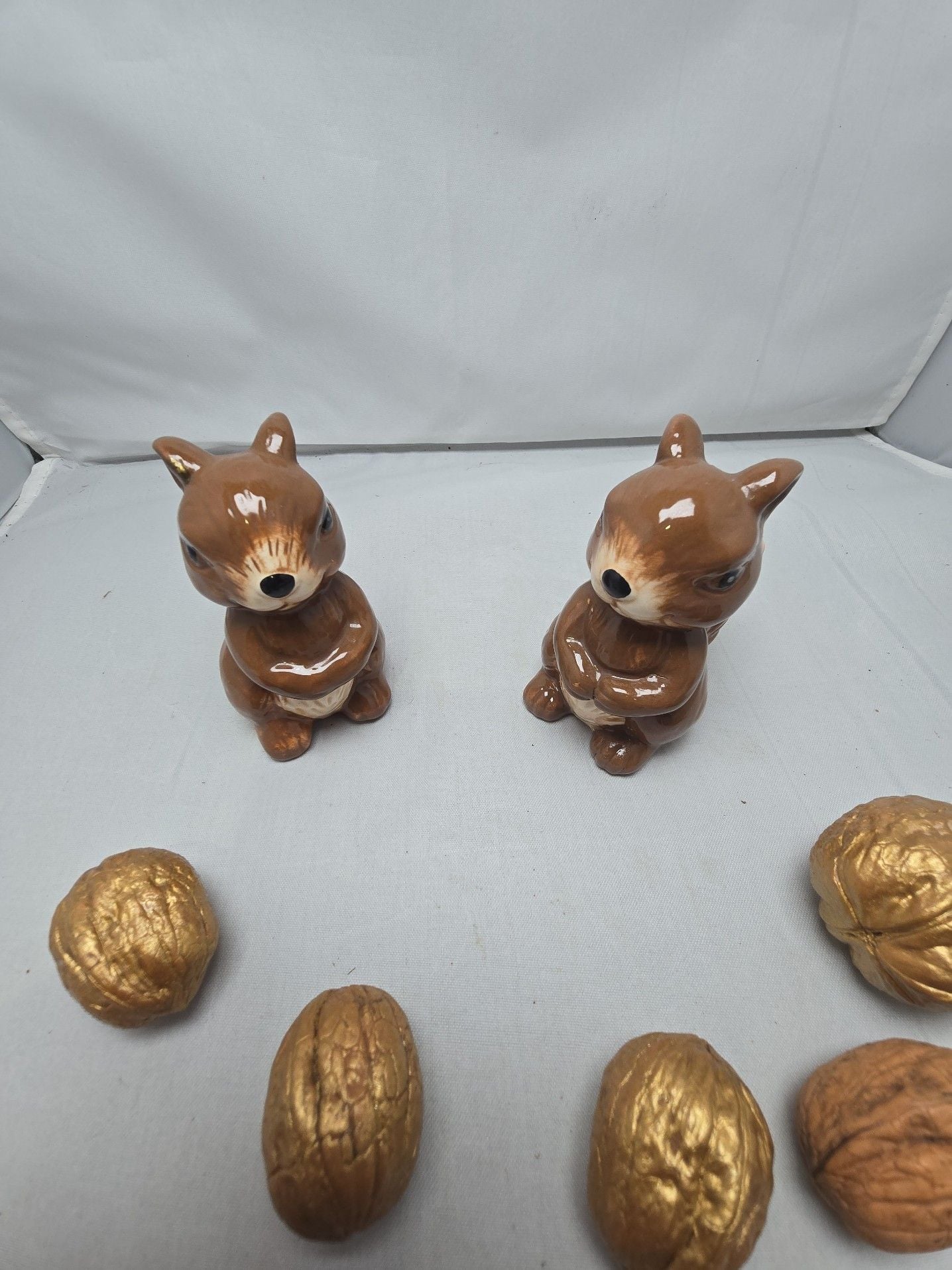 Vintage Ceramic Brown Squirrel Salt and Pepper Shakers 4