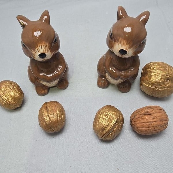 Vintage Ceramic Brown Squirrel Salt and Pepper Shakers
