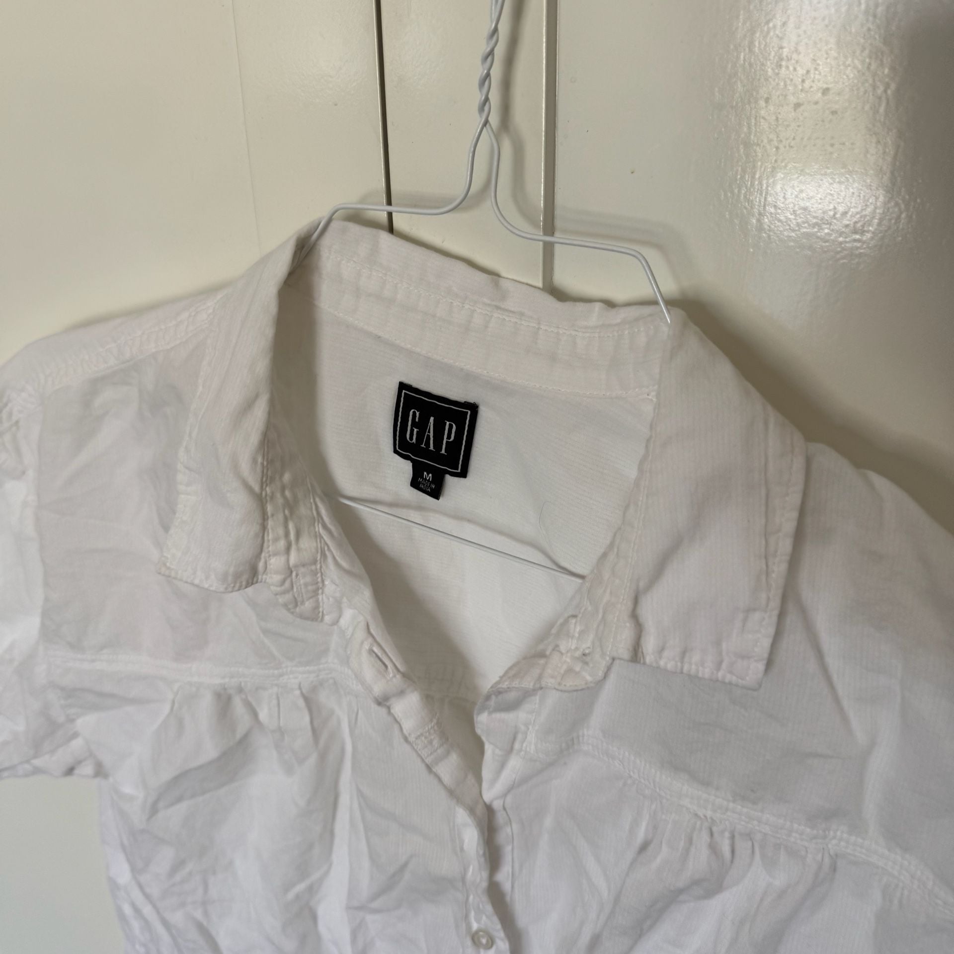 Gap White Short Sleeve Shirred Yoke Button Up Shirt Size M 3