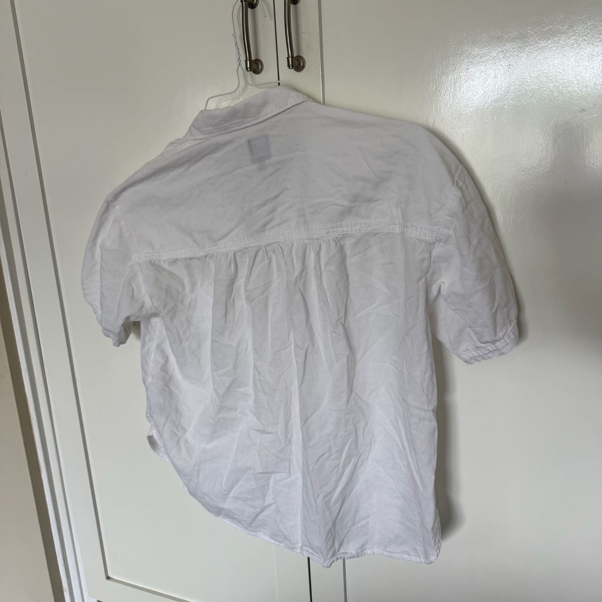 Gap White Short Sleeve Shirred Yoke Button Up Shirt Size M 6