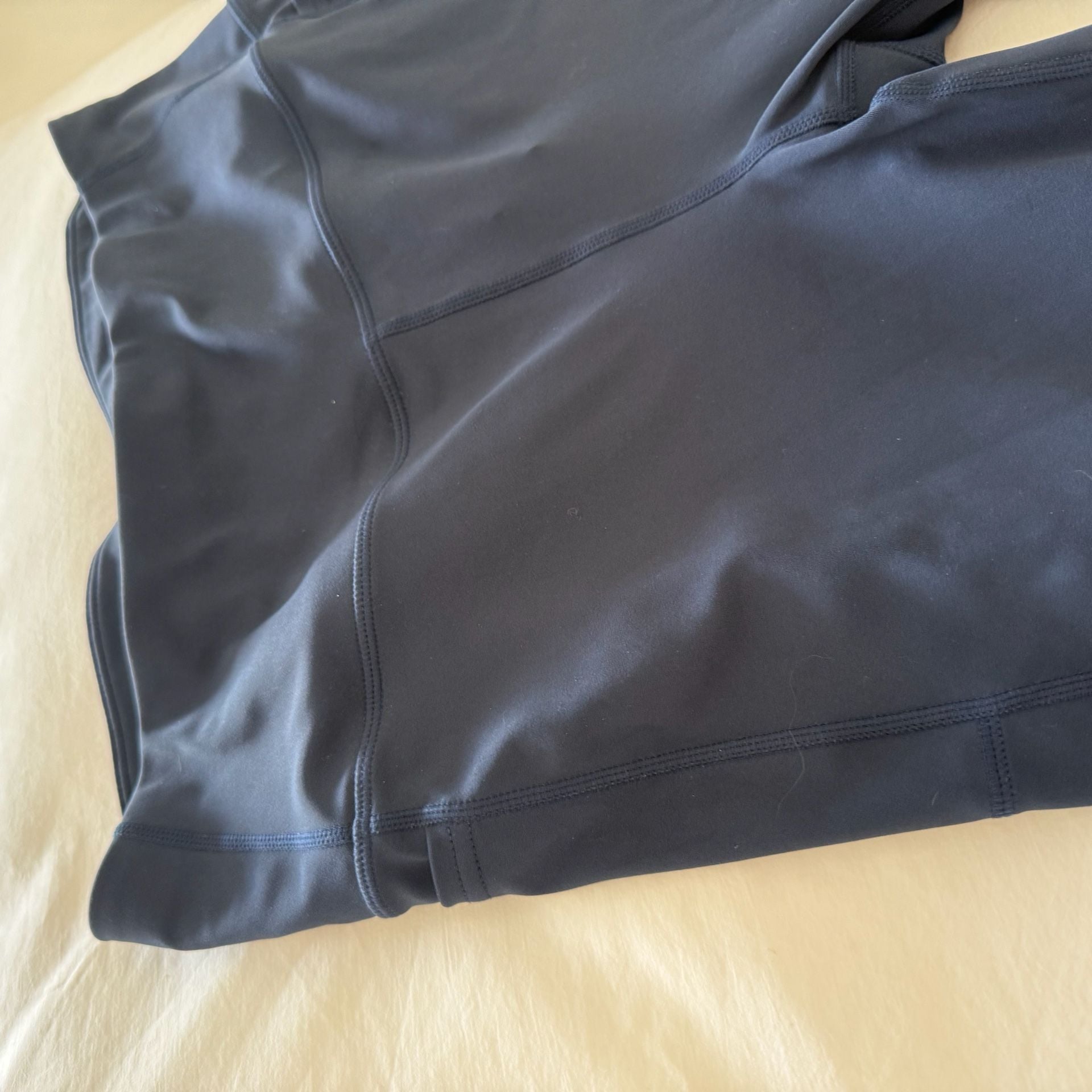 Skechers Women's Navy Blue High-Waisted Capri Leggings with Pockets Size L 4