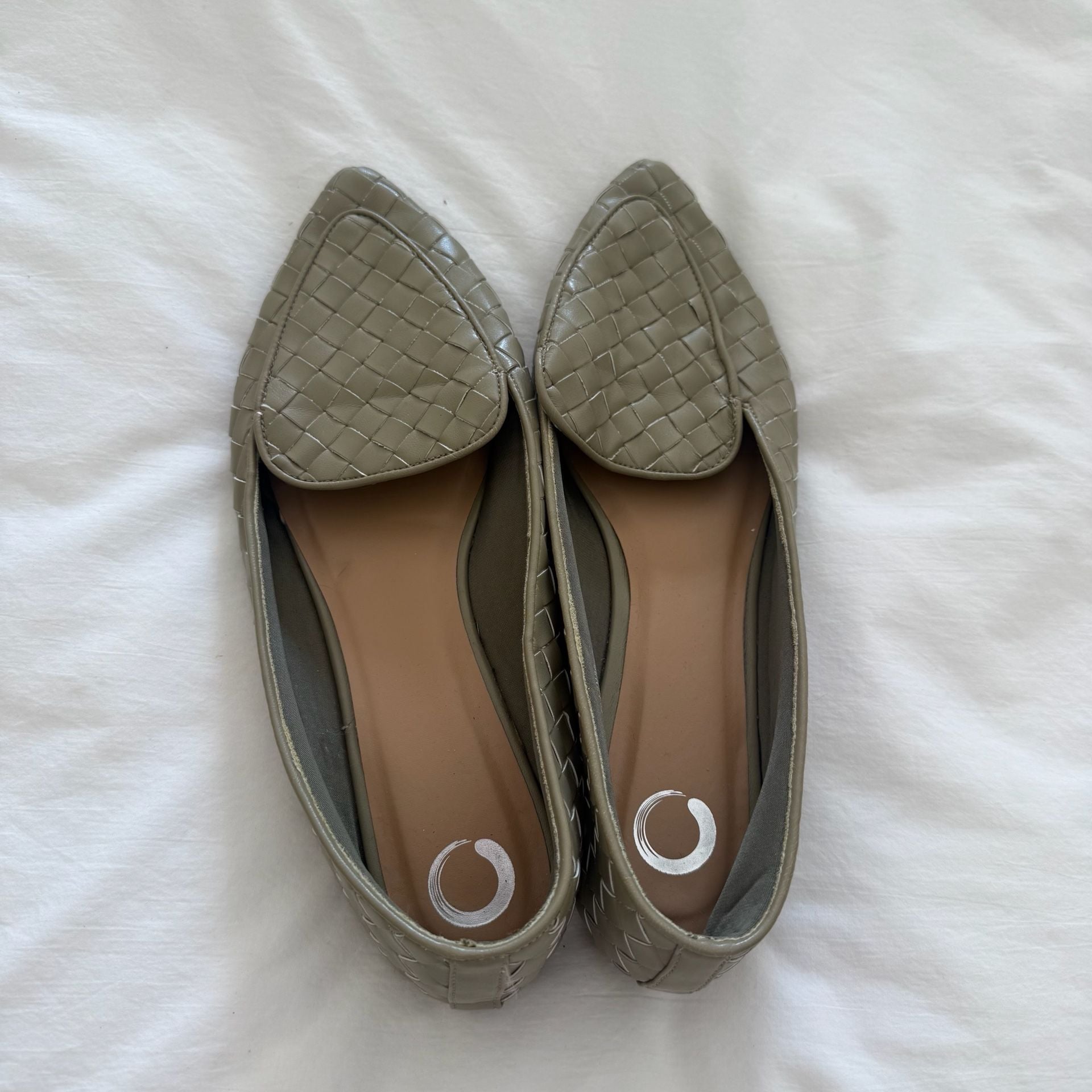 Women's Slip-On Pointed Toe Loafer Flats Olive Size 10 2