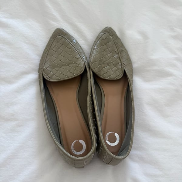 Women's Slip-On Pointed Toe Loafer Flats Olive Size 10