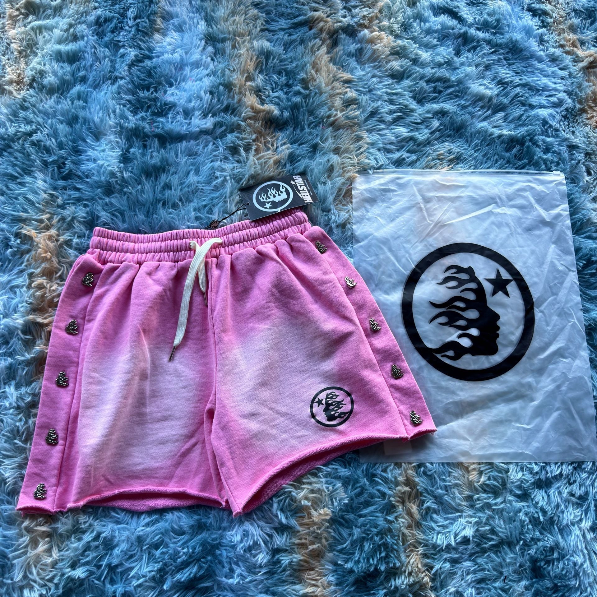 Hellstar Snap Shorts Pink 2