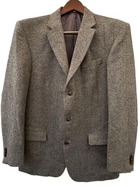 Merona Mens Herringbone Tweed Blazer Jacket Gray Wool Blend Sport Coat 44L Long
Mens Gray Herringbone Tweed Wool Blend Sport Coat Blazer Jacket 2