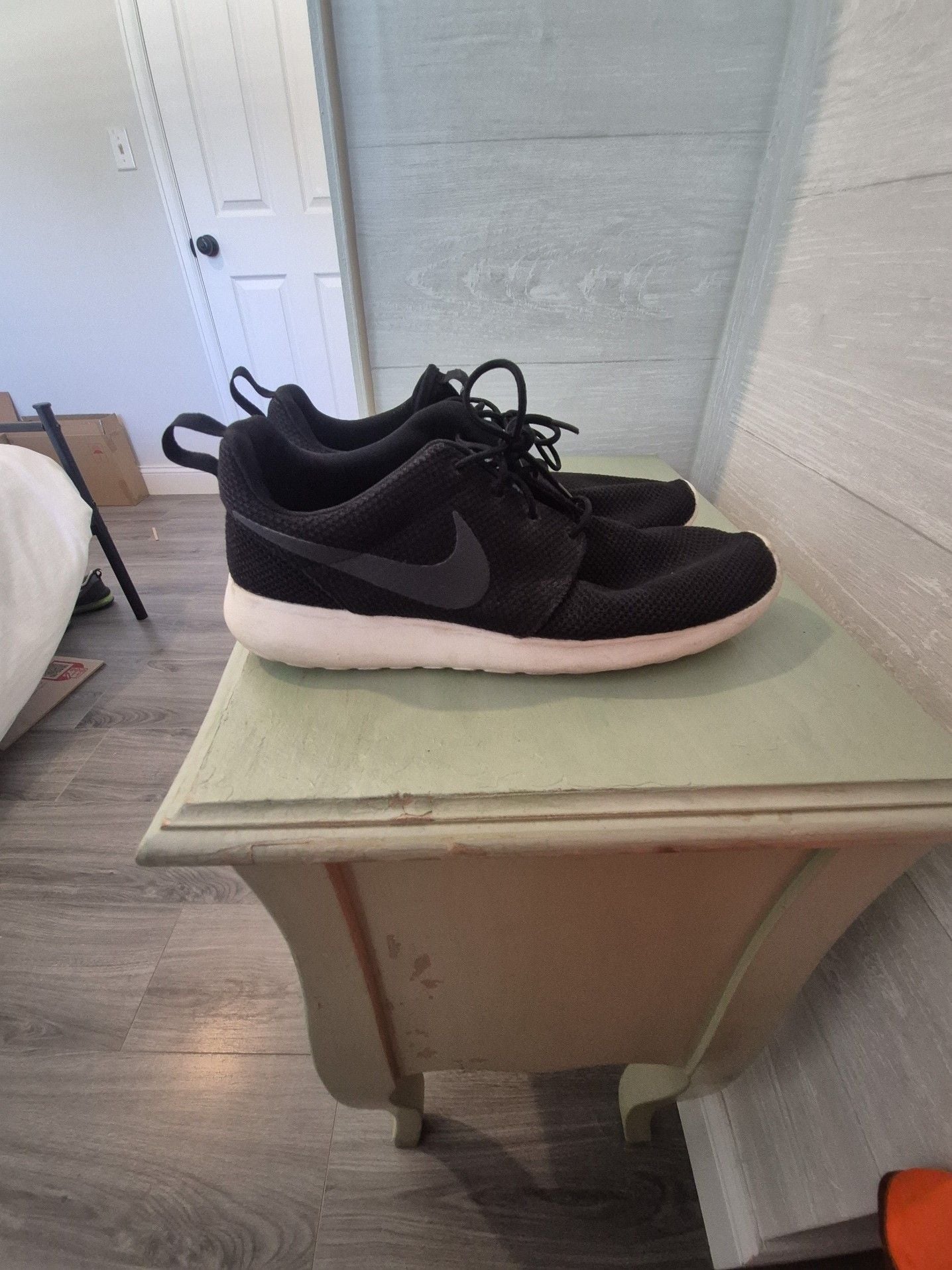 Nike Men's Roshe One Black/Anthracite-Sail Casual Sneakers Size 10 3