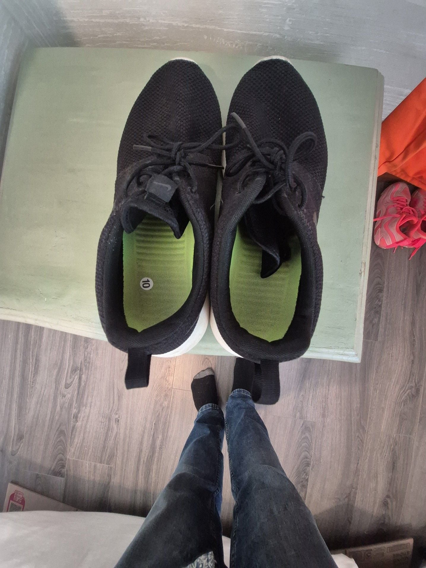 Nike Men's Roshe One Black/Anthracite-Sail Casual Sneakers Size 10 4