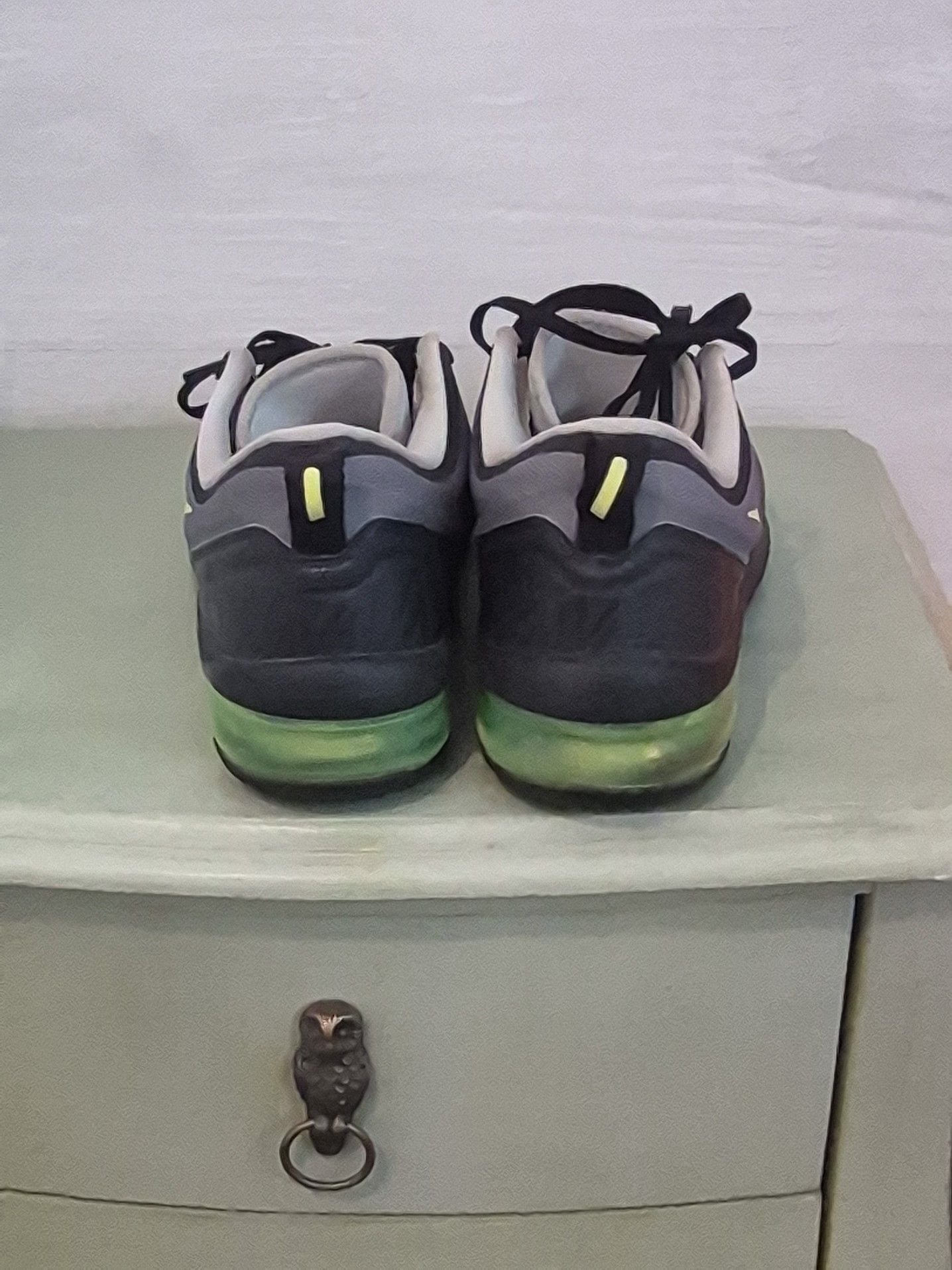 Nike Air Max Axis Running Shoes Black/Grey/Volt 2