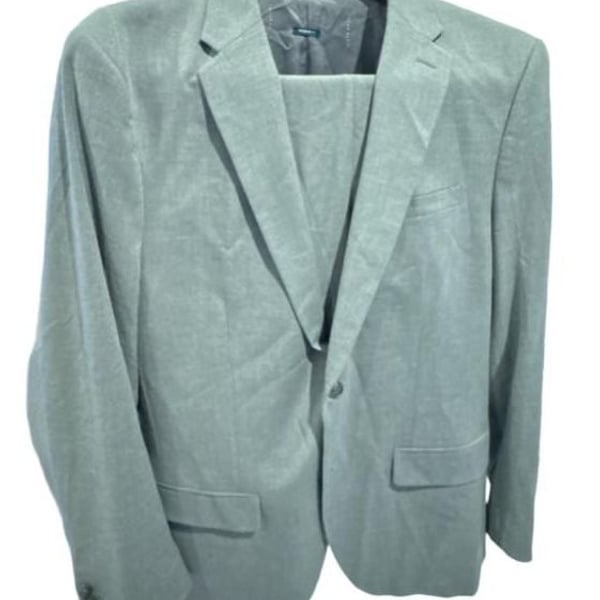 Perry Ellis Men's Regular Fit Gray Suit Jacket & Pants Set Size 40R 34x32