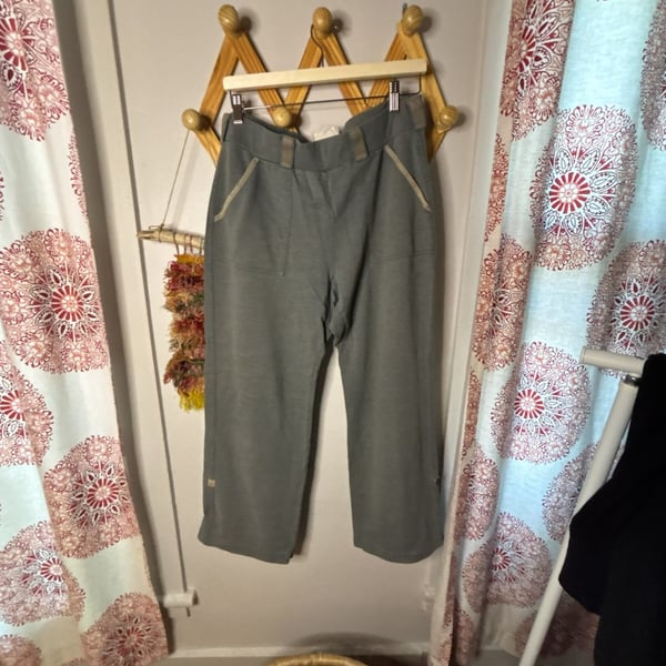 Pure + Good Grey Sweatpants Wide Leg Pants with Contrast Stitching Size Large