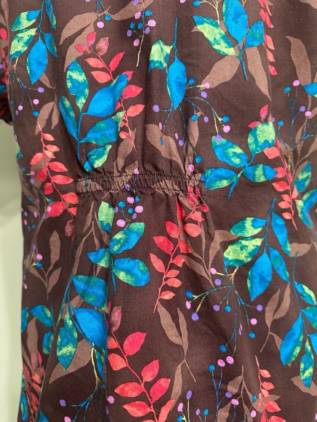 Fall scrub top brown floral leaf v neck 5