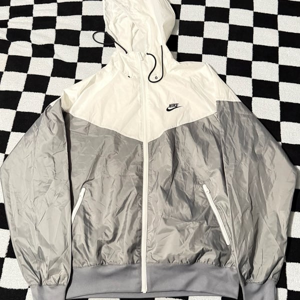 Nike Sportswear Windrunner Hooded Windbreaker Jacket White Gray Size M