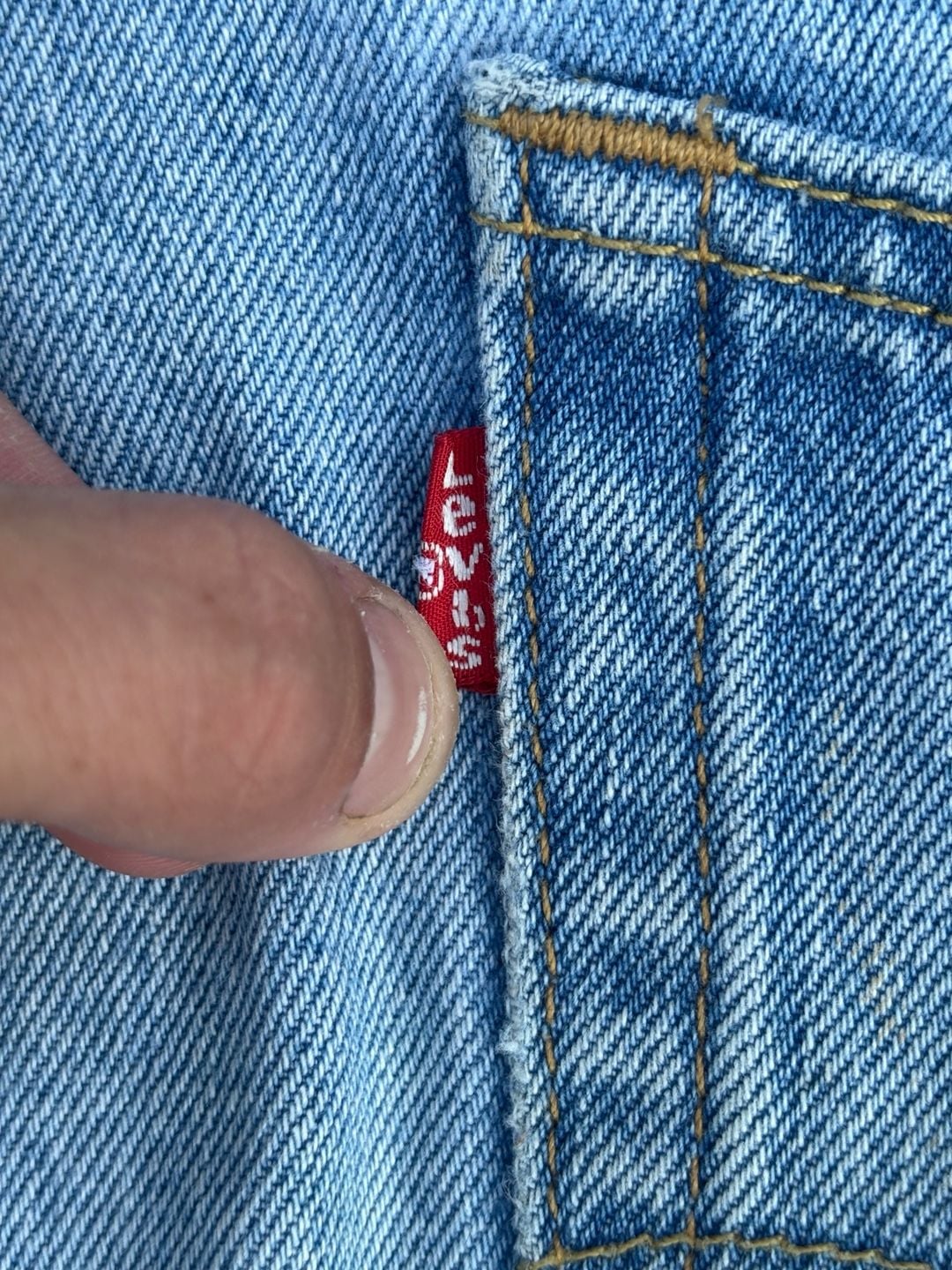 Y2K 2008 Levi's 550 Relaxed Fit Light Wash Denim Jeans W34 L34 9