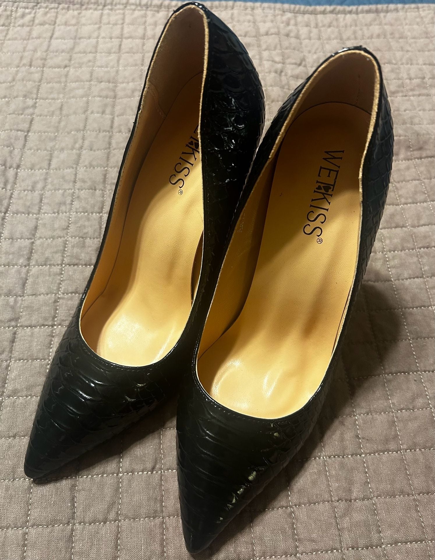 Wetkiss Black Faux Snakeskin Pointed Toe Block High Heel Pumps AN157 Sz 37 2