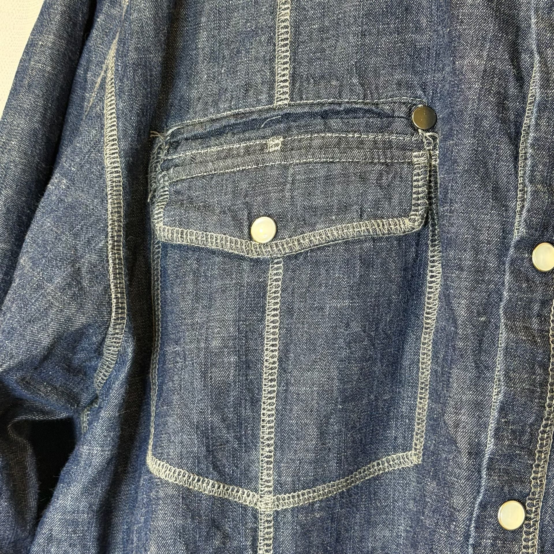 Product thumbnail 4