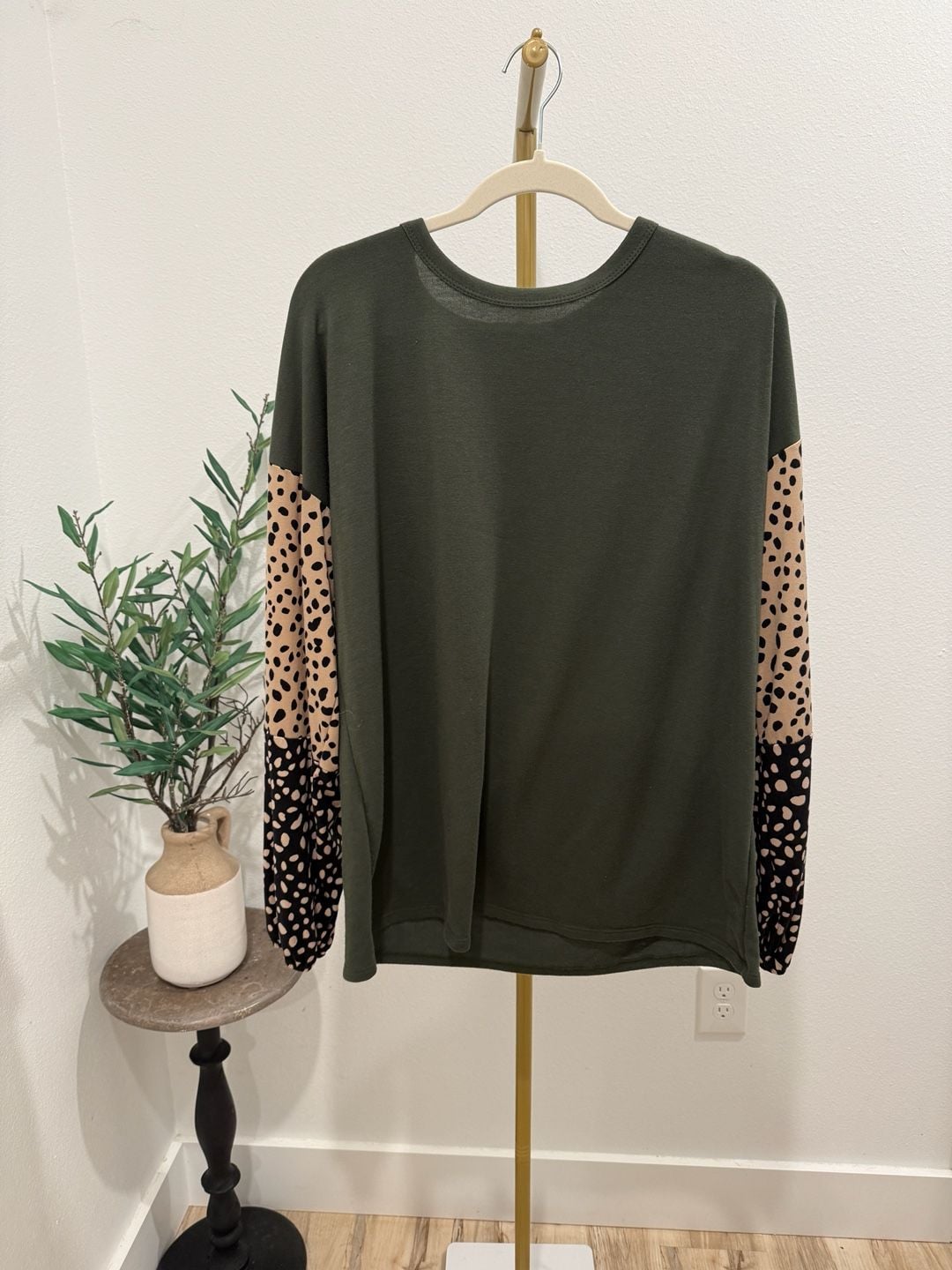 Heimish USA Olive Green Animal Print Patchwork Long Sleeve Top Size 1X 5