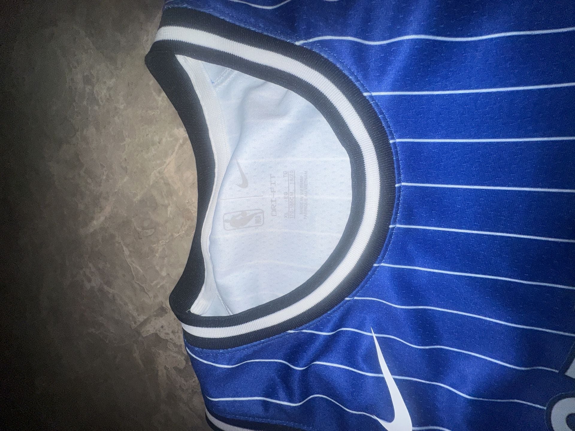 Product thumbnail 4