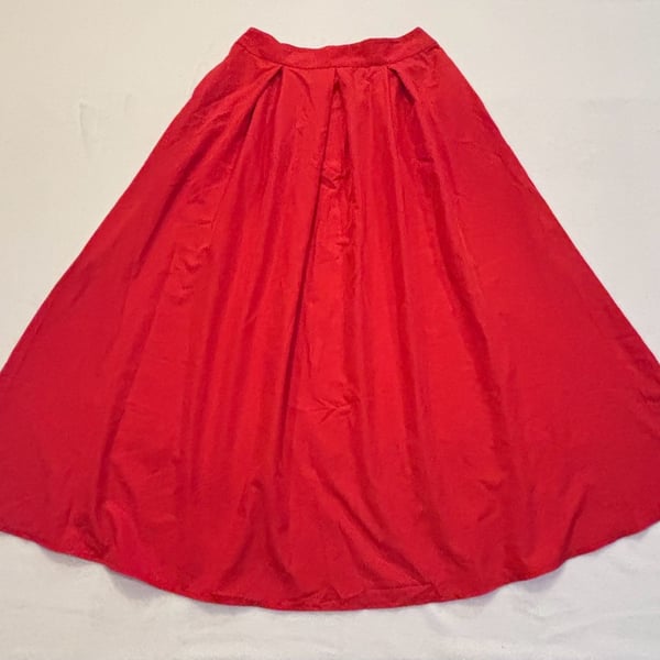 SHEIN Red Pleated Midi Skirt Size US 6