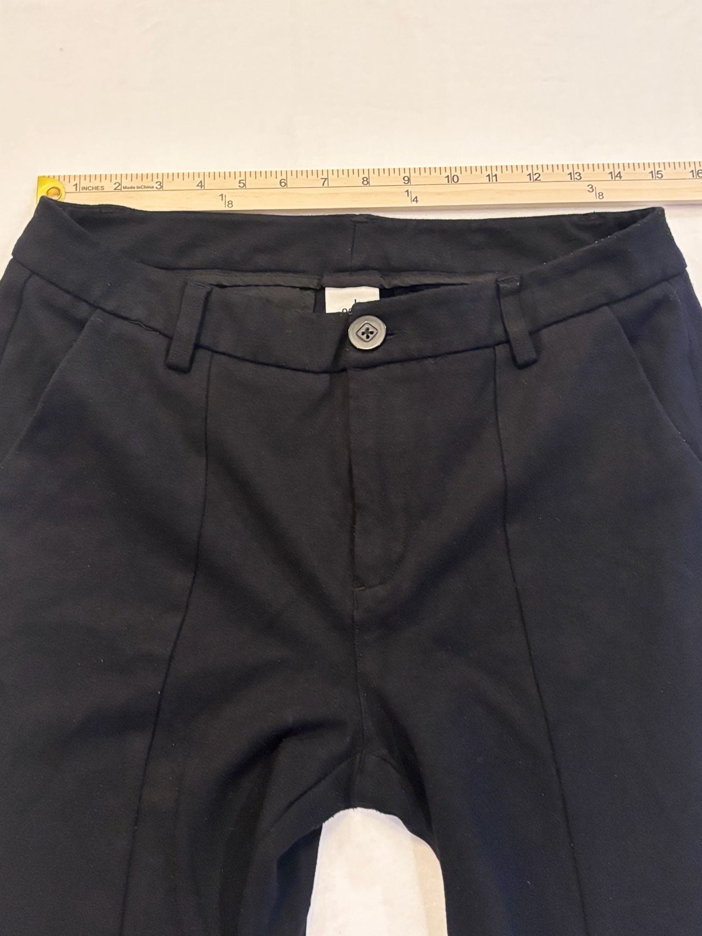 Cabi Black Pintuck Ankle Pants Size 8 6