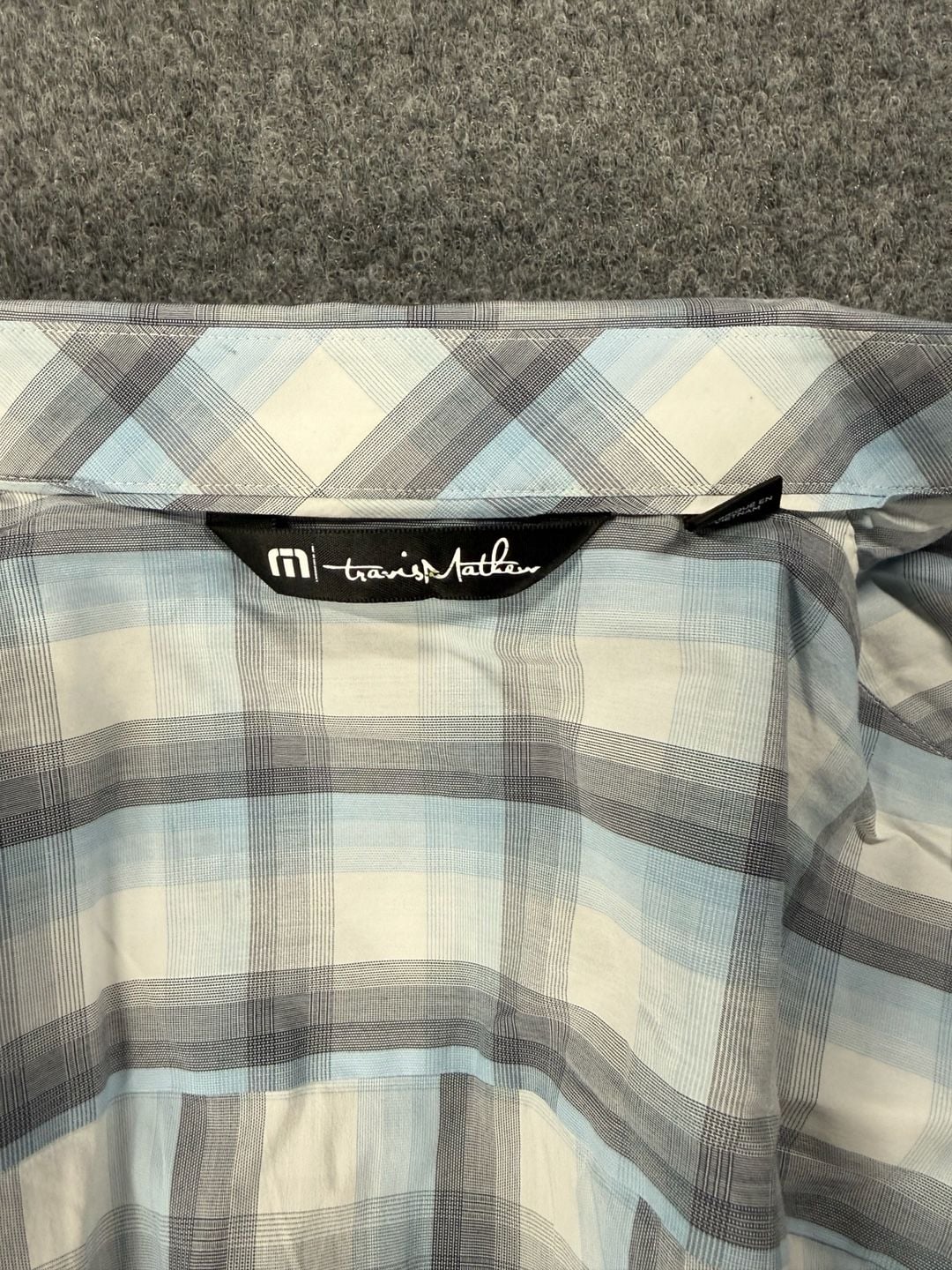 TravisMathew Blue Gray Plaid Short Sleeve Button Down Shirt Size L 3