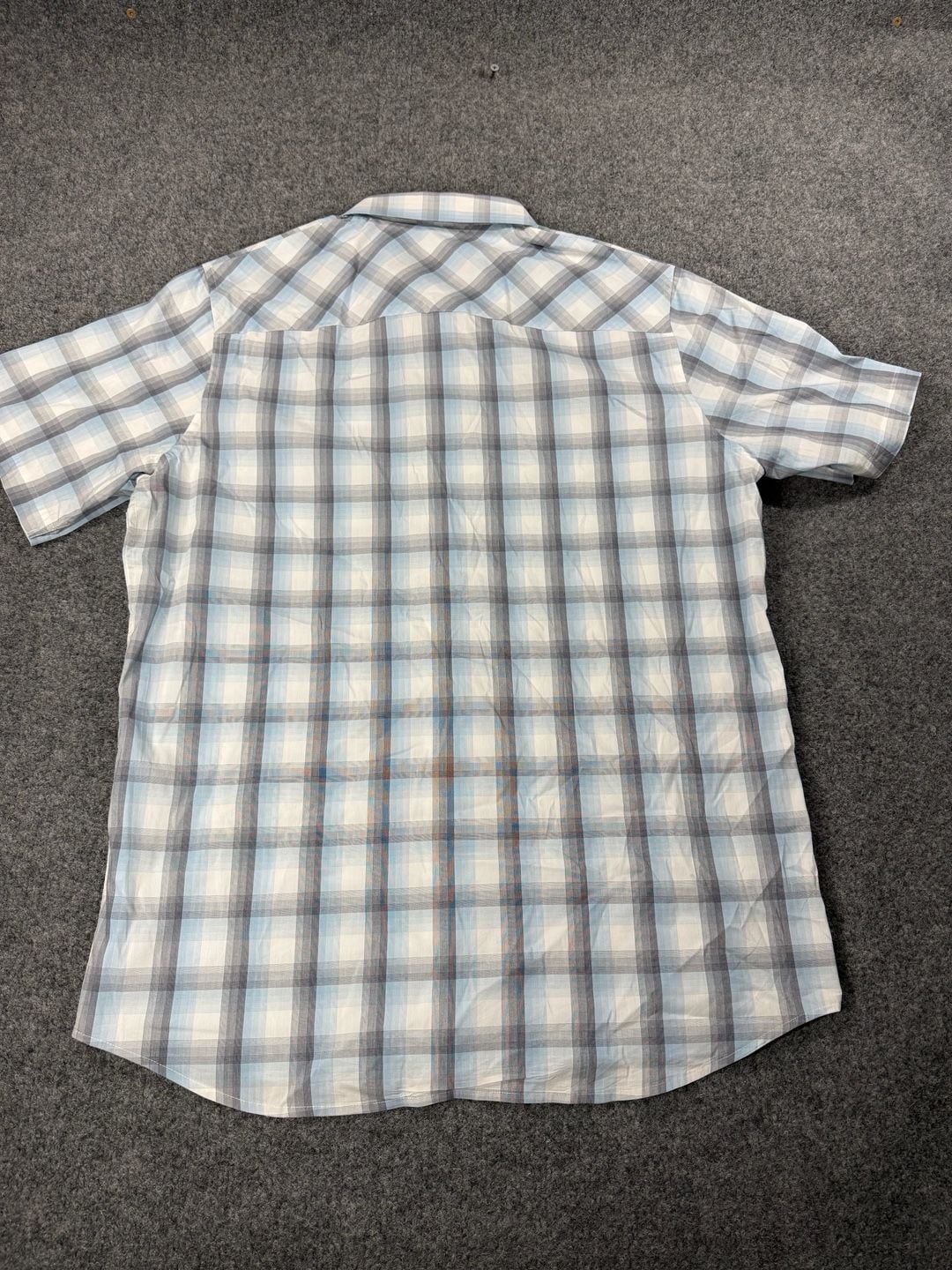 TravisMathew Blue Gray Plaid Short Sleeve Button Down Shirt Size L 10