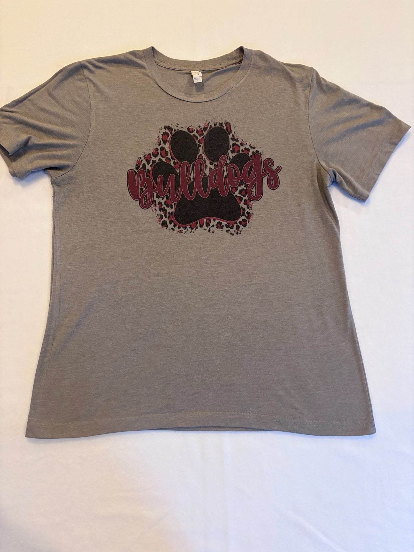 Bella+Canvas Bulldogs Paw Print Cheetah Leopard Graphic T-Shirt Gray Size L 2