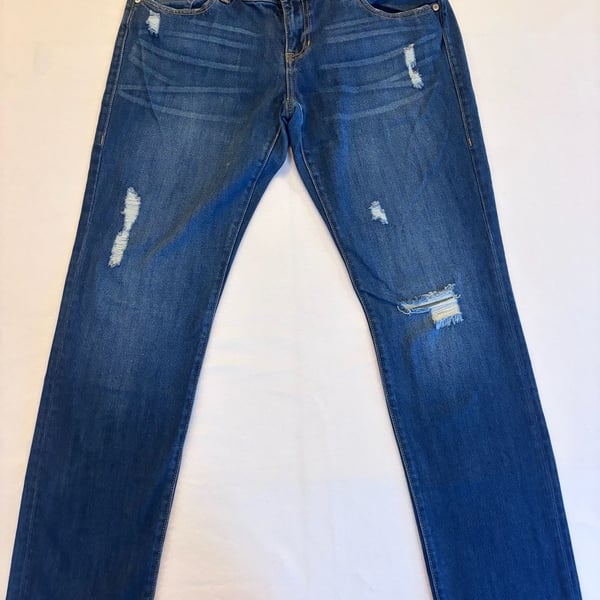 Cabi Jeans Style 3045 Slim Boyfriend Dark Wash Distressed Denim Size 8
