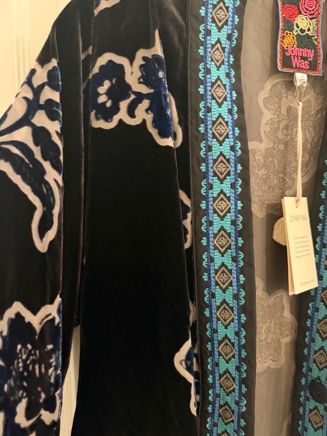 Johnny Was Merham Monade Burnout Velvet Kimono Size S Navy Floral NWT 4