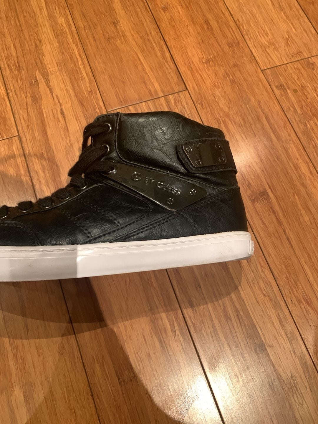 Guess Vintage Sneakers 3