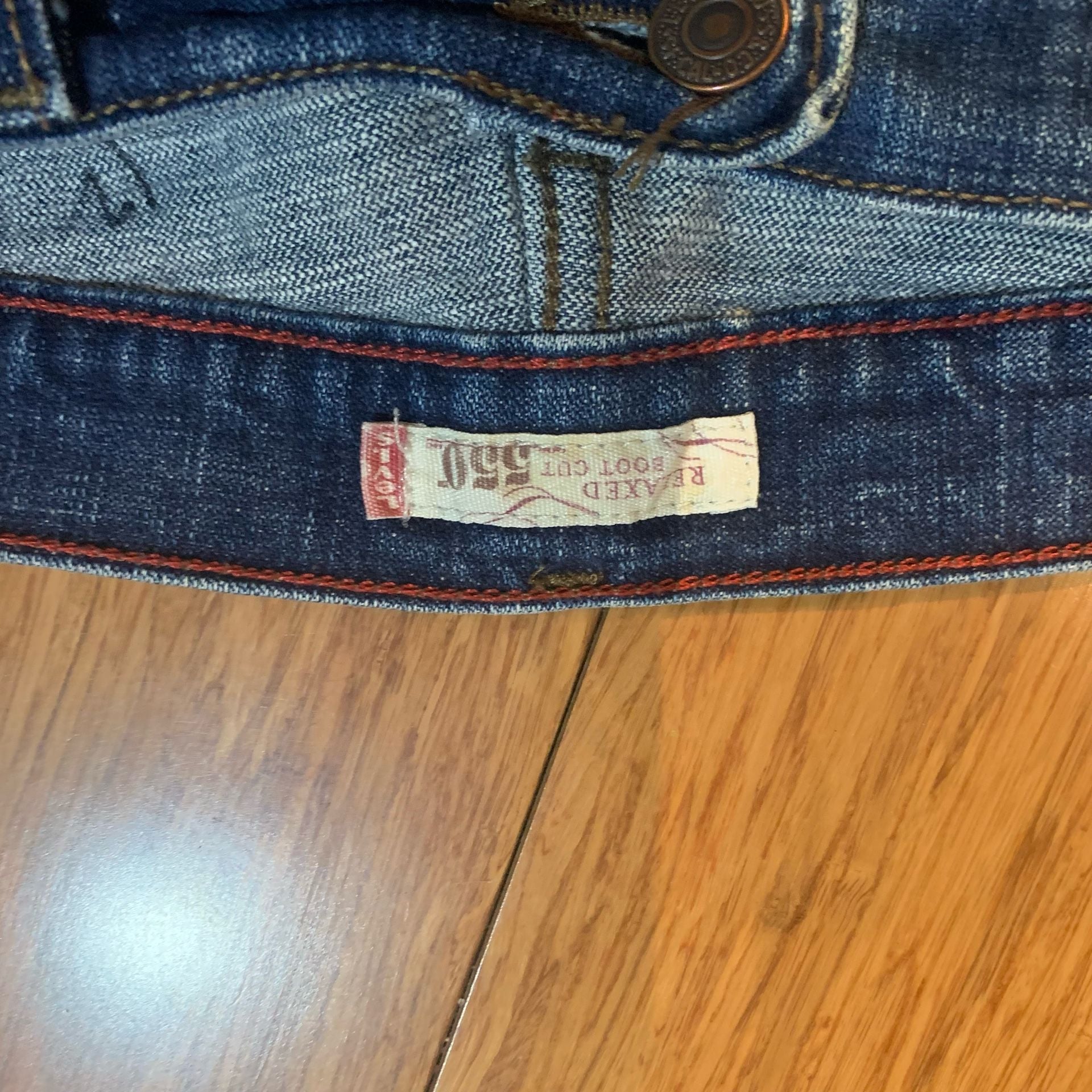 Levi's 550 Relaxed Boot Cut Jeans 4