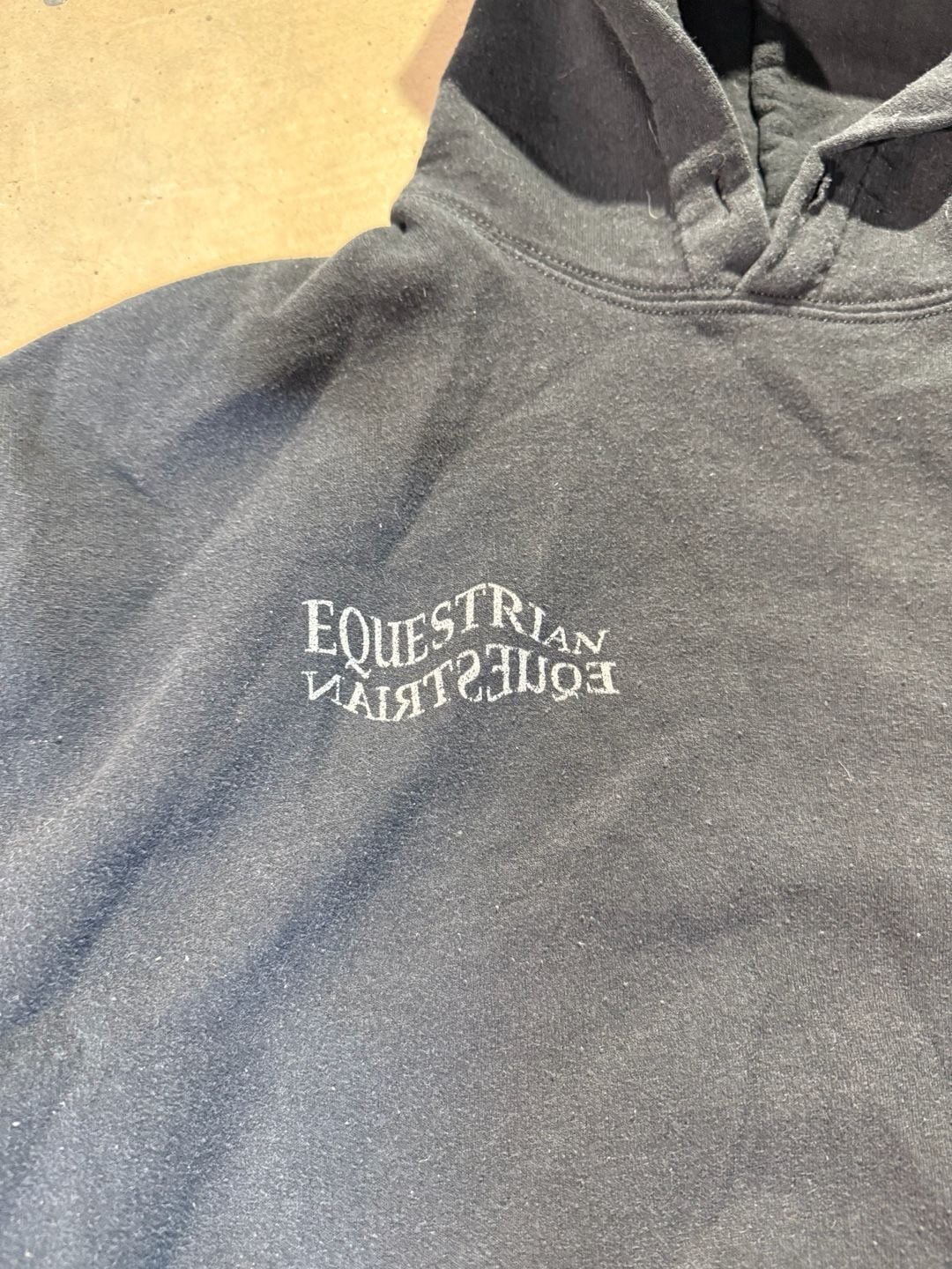 Gildan Heavy Blend Equestrian Printed Black Pullover Hoodie Size M 4