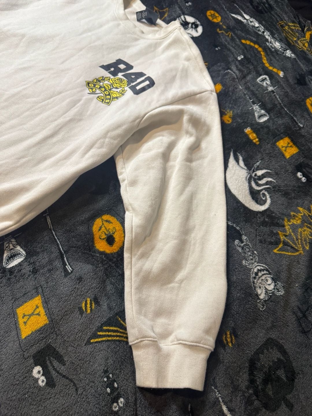 H&M R4D Grades Relaxed Fit White Sweatshirt XL 4