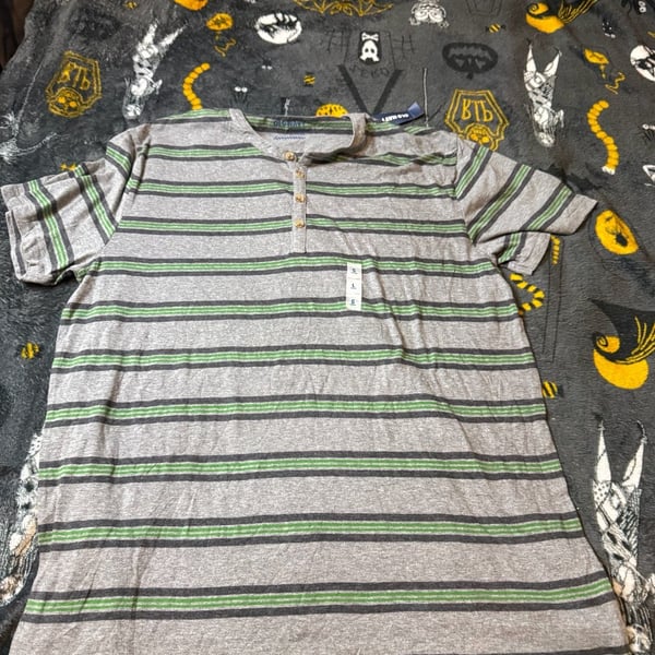 Old Navy Men's Gray and Green Striped Short-Sleeve Henley T-Shirt