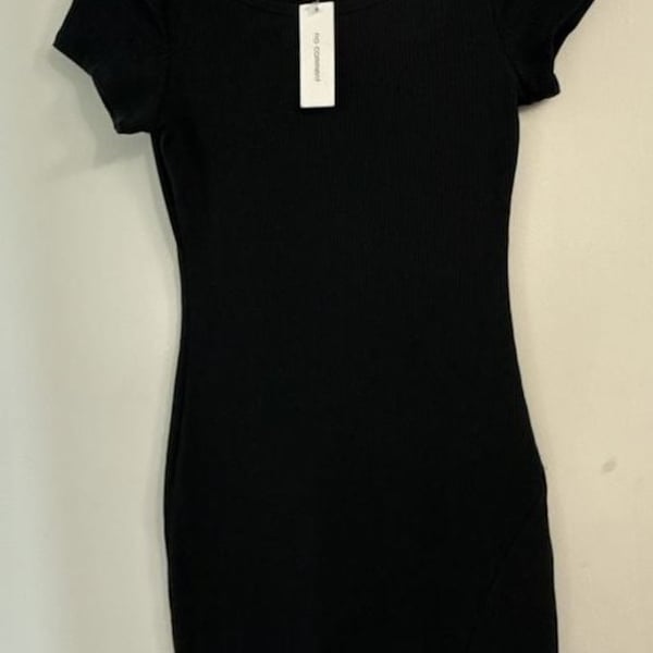 No Comment Women's Short Sleeve Ribbed Scoop Neck Bodycon Dress Side Slit Size