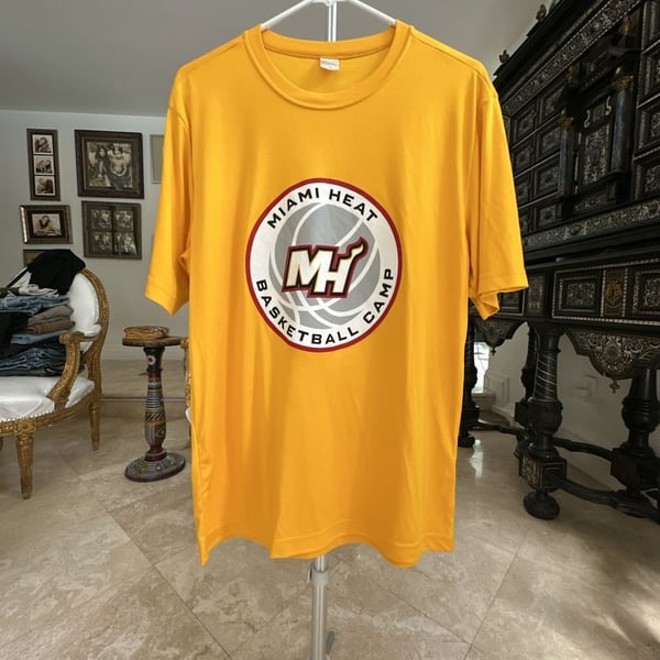 Sport-Tek Miami Heat Basketball Camp T-Shirt Men's Medium Yellow