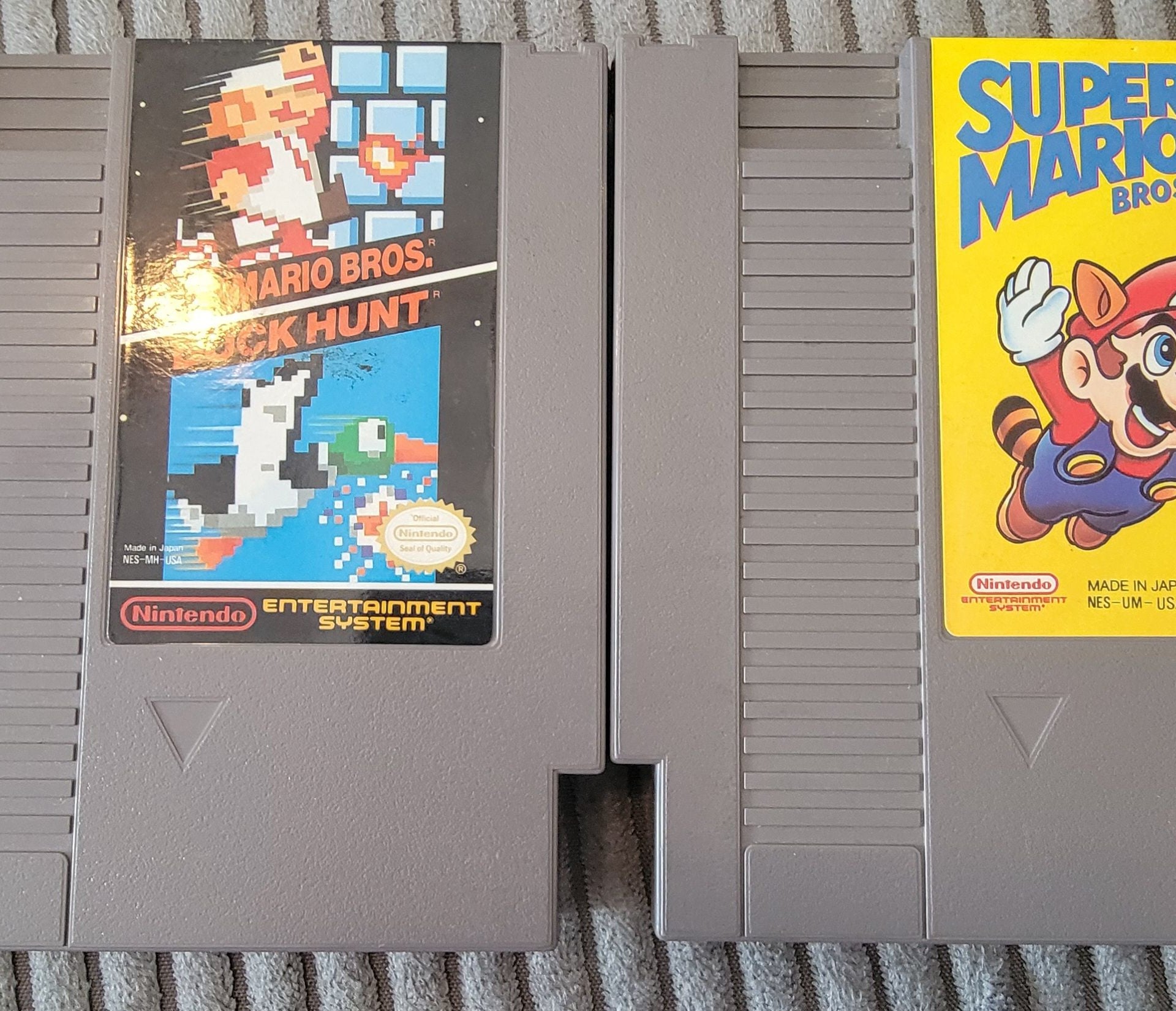 Nintendo NES Game Cartridge Lot of 2: Super Mario Bros. / Duck Hunt and Super Mario Bros. 3 1