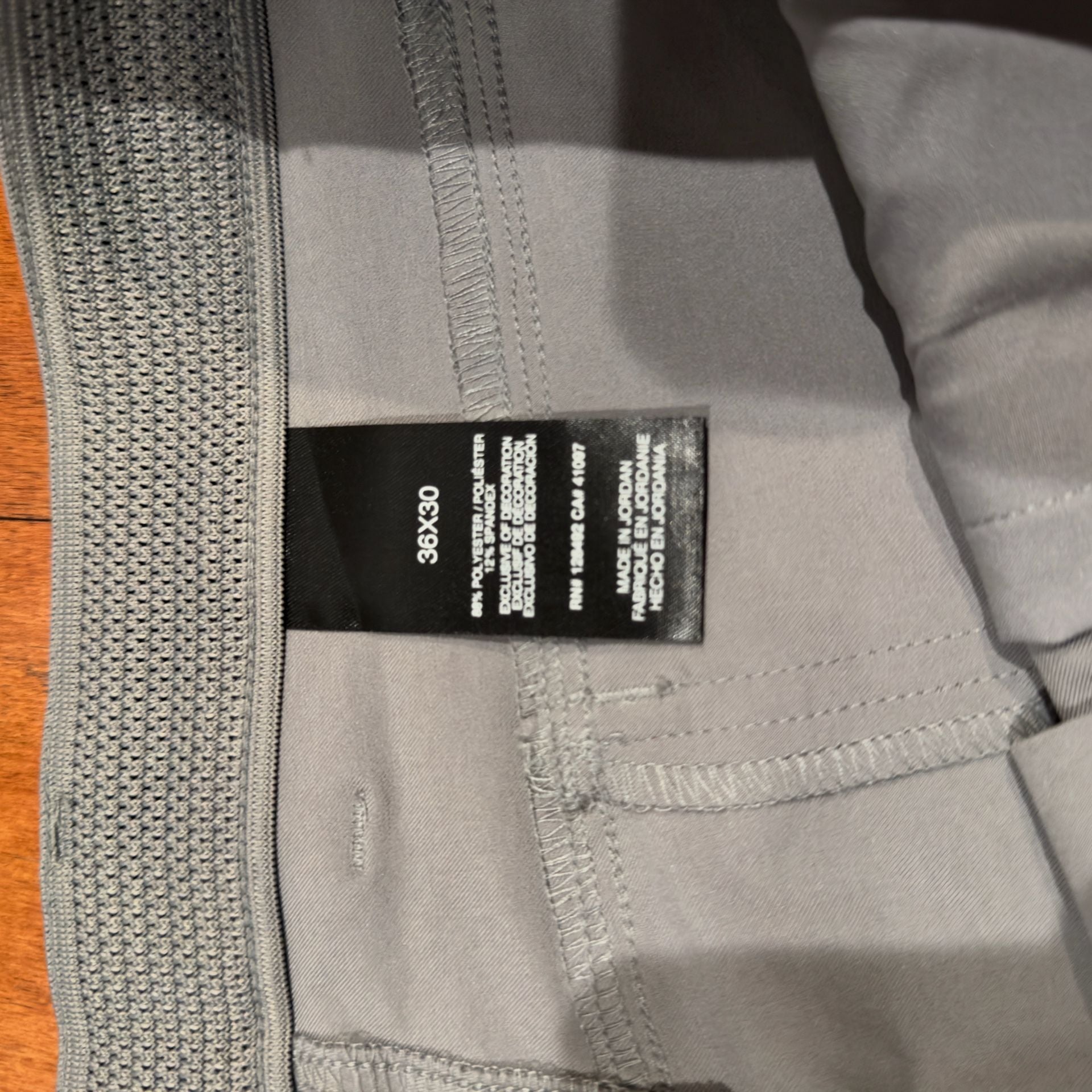 Greg Norman Men's Gray Performance Golf Pants Size 36x30 5