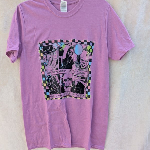 Gildan Softstyle Horror Tarot Cards Graphic Print T-Shirt Medium Pink