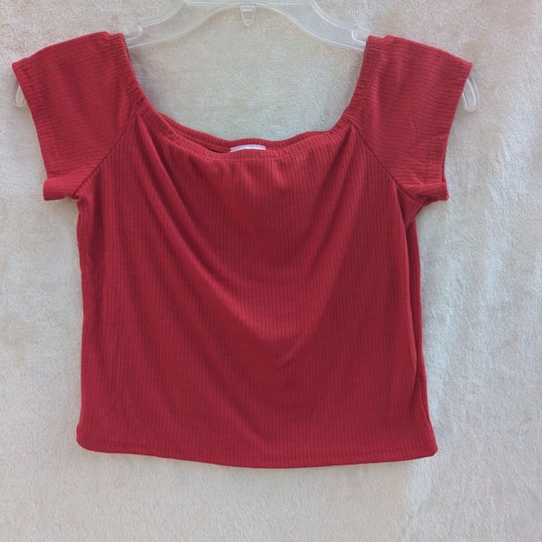 Livi by Olivia Rae Red Ribbed Knit Square Neck Crop Top Size M