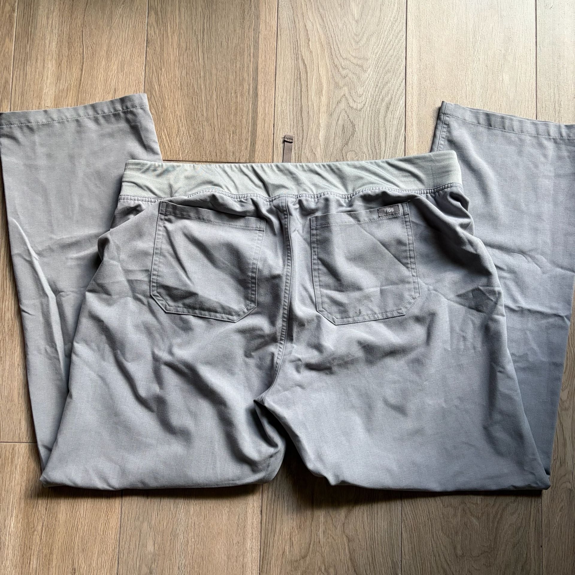 Figs Technical Collection Gray Scrub Set XL 5