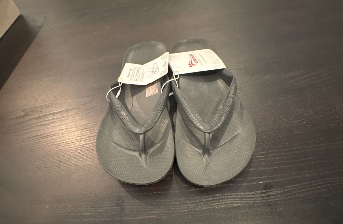 Archies Arch Support Flip Flops Black men US 10 women’s 11 3